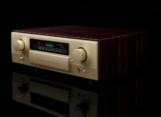 Accuphase C-2900